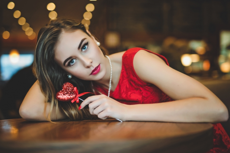 Agnieszka -Valentine’s photo shoot in Brown Sugar Cafe Killarney  (Colour)