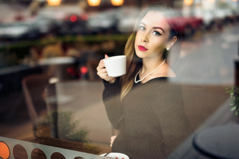 Agnieszka -Valentine’s photo shoot in Brown Sugar Cafe Killarney  (Colour)