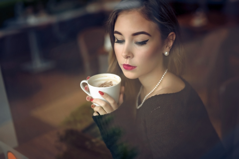 Agnieszka -Valentine’s photo shoot in Brown Sugar Cafe Killarney  (Colour)
