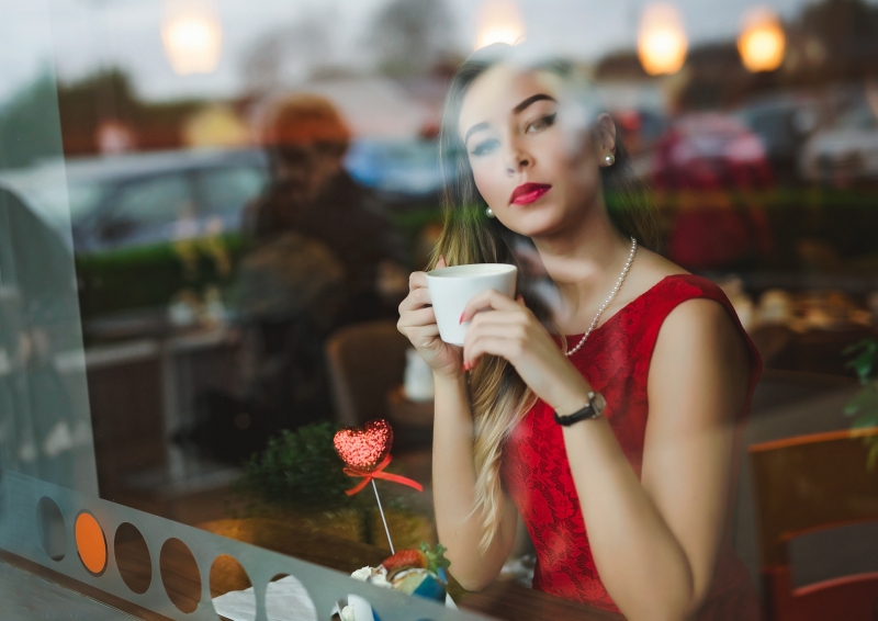 Agnieszka -Valentine’s photo shoot in Brown Sugar Cafe Killarney  (Colour)