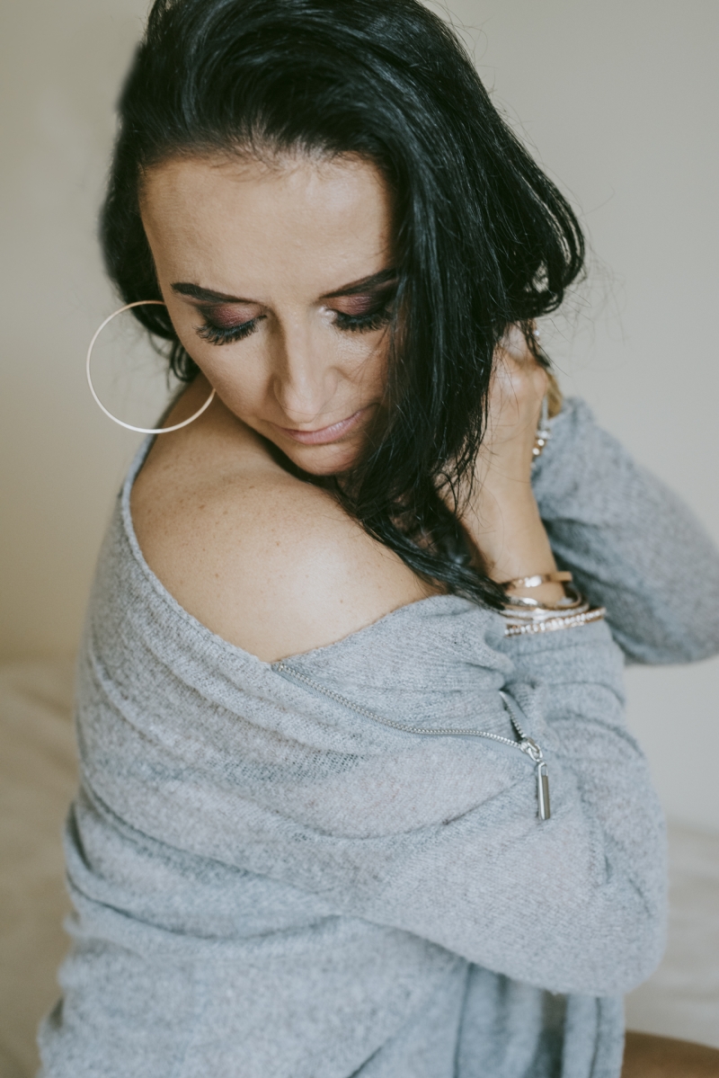 Monika, sensual photo session