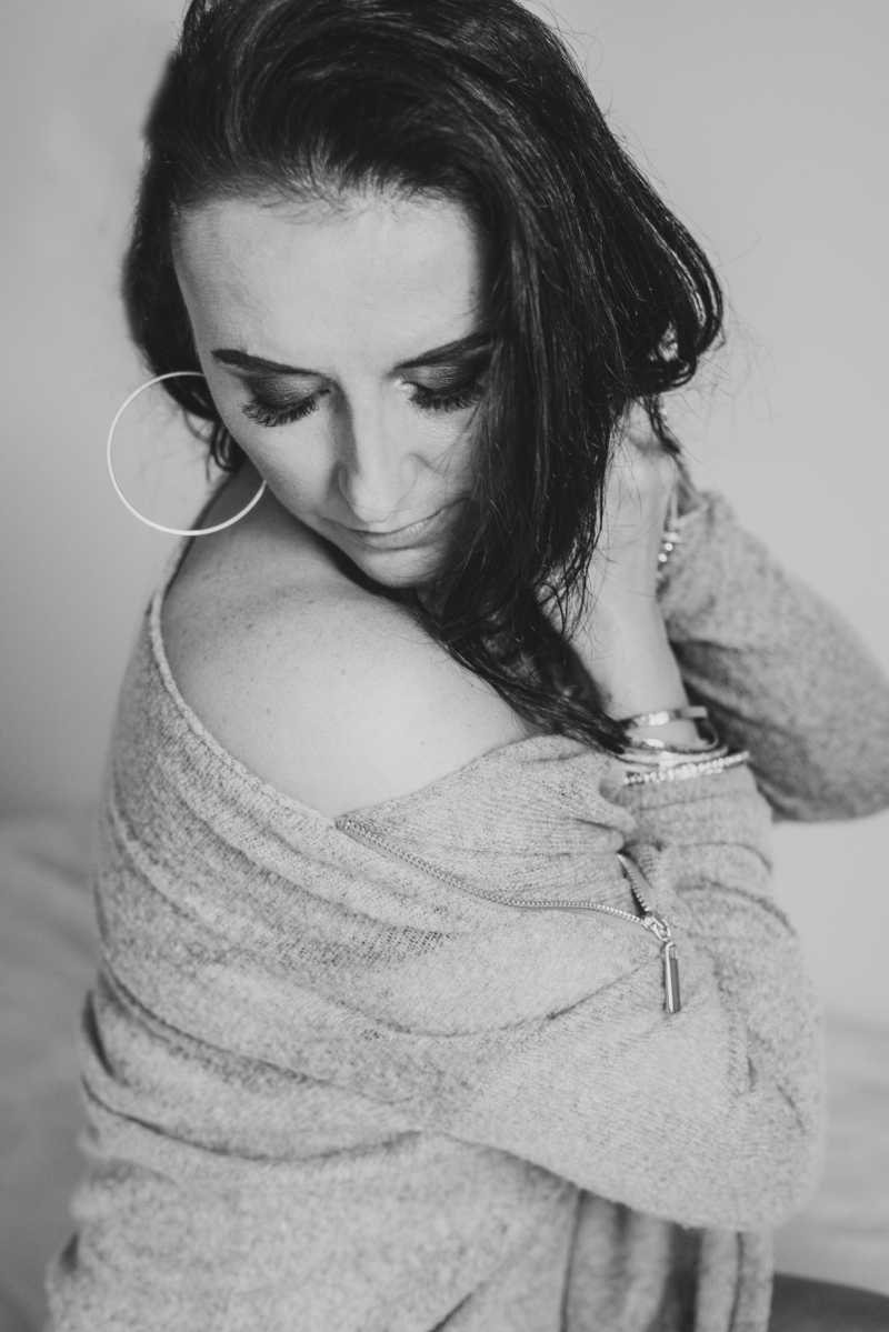 Monika, sensual photo session