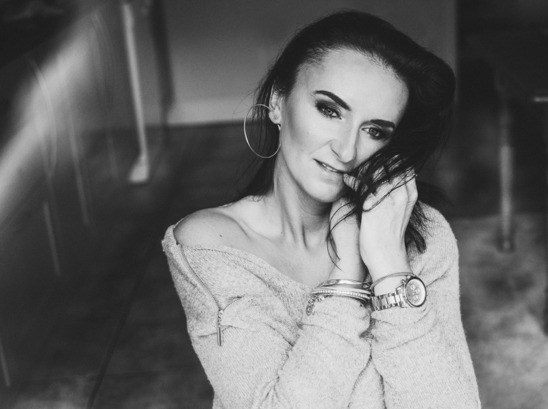 Monika, sensual photo session