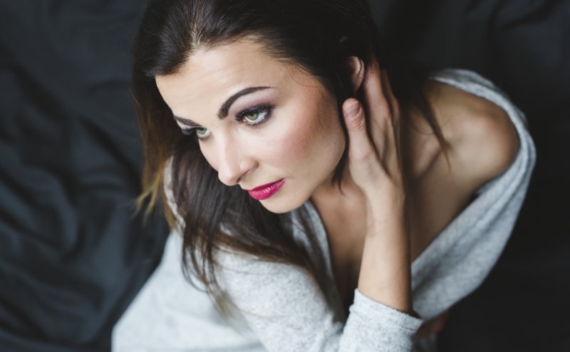 Beautiful Ewa and her sensual photo session , hen party