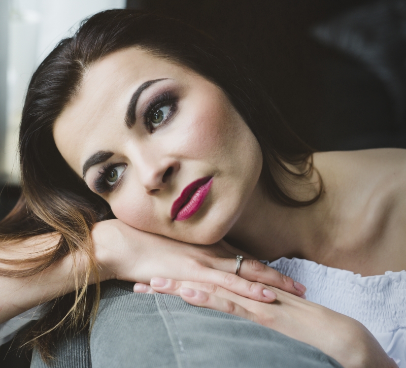 Beautiful Ewa and her sensual photo session , hen party