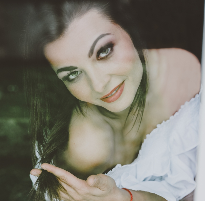 Beautiful Ewa and her sensual photo session , hen party