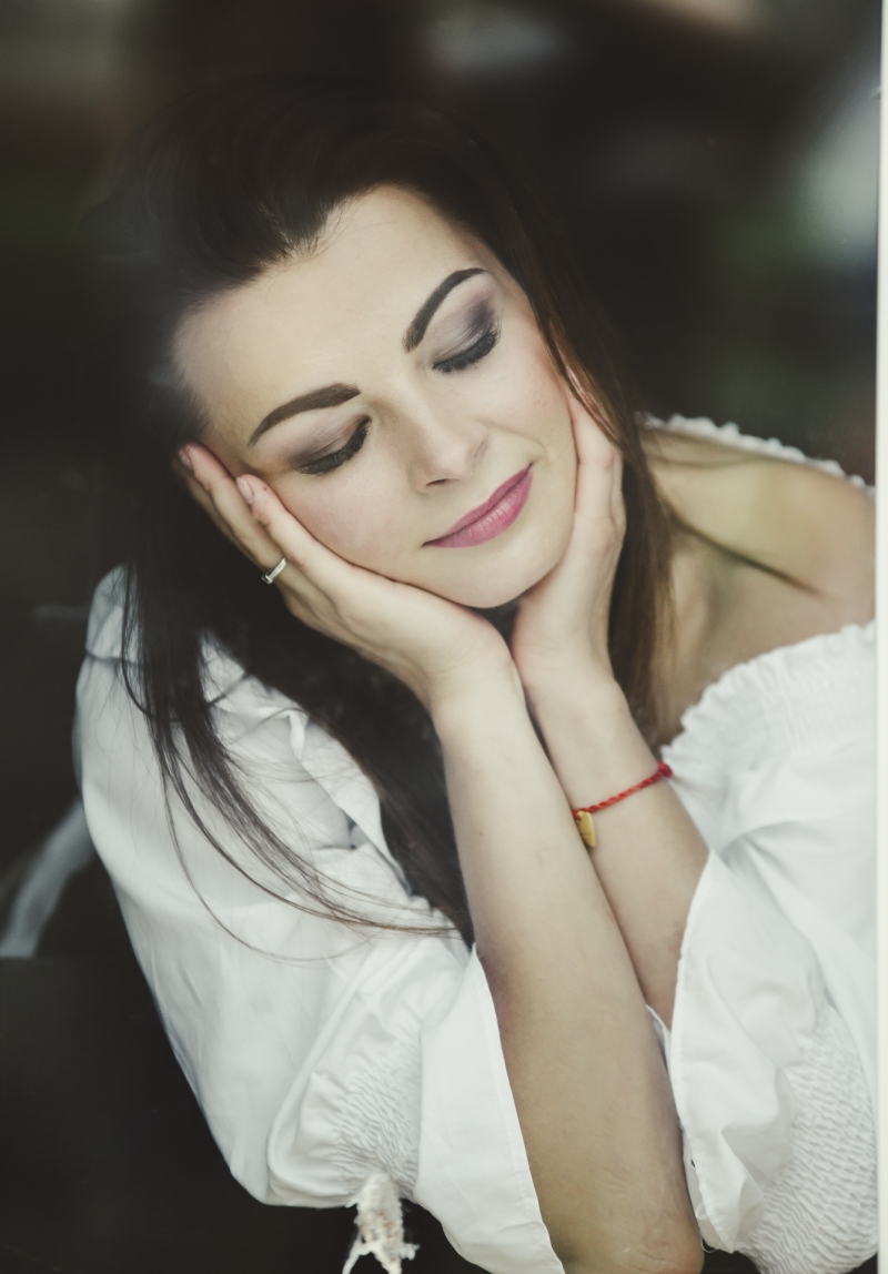 Beautiful Ewa and her sensual photo session , hen party