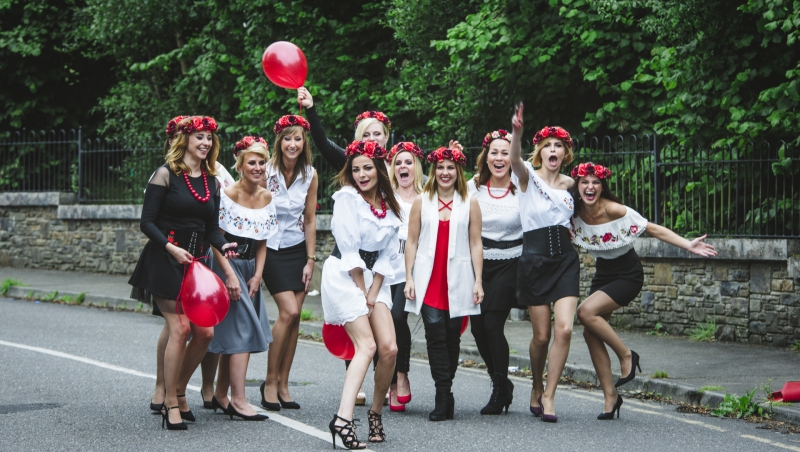 Beautiful Ewa and her sensual photo session , hen party