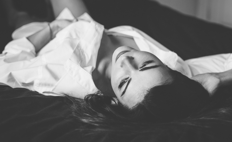 Beautiful Ewa and her sensual photo session , hen party