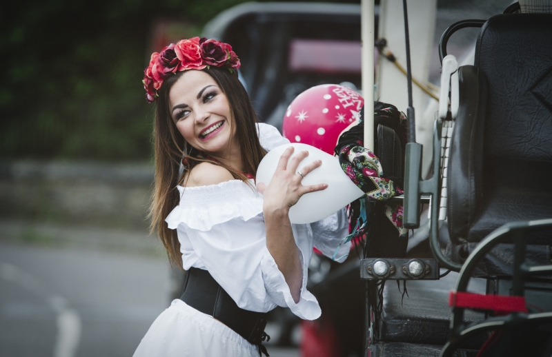 Beautiful Ewa and her sensual photo session , hen party