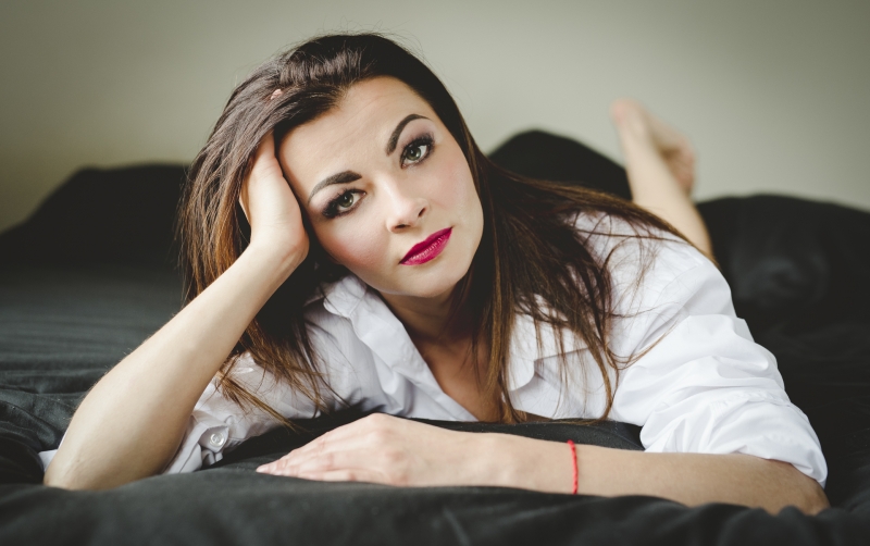 Beautiful Ewa and her sensual photo session , hen party